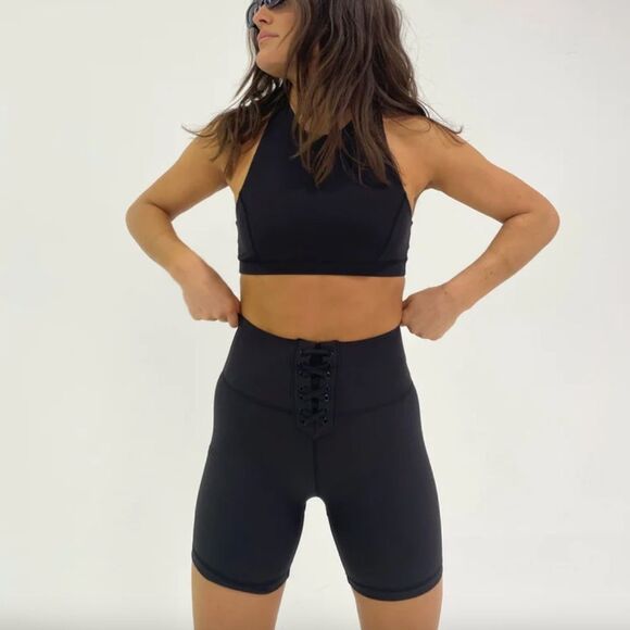 WeWoreWhat Lace Up Biker Short Solid Black Size Small NWT - Picture 1 of 10